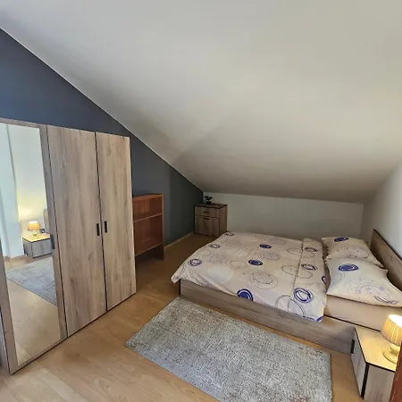 Appartamento Luciana 2 *