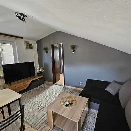 Apartman Luciana 2